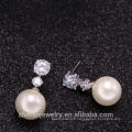 Boucles d&#39;Oreilles en Perle de Cz Boucles d&#39;Oreilles en Zircone Cubique de Mariage